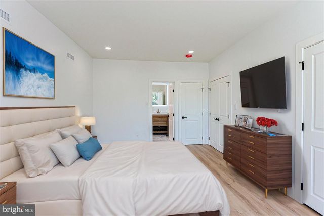 7415 SPRAGUE ST, Philadelphia, PA 19119