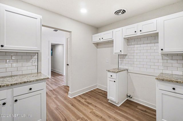 1017 LEGAY Avenue, Jacksonville, FL 32205