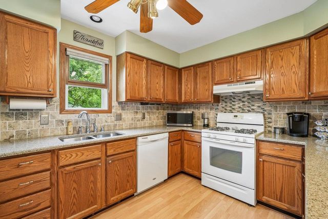 5224 Percival LANE, Mount Pleasant, WI 53406
