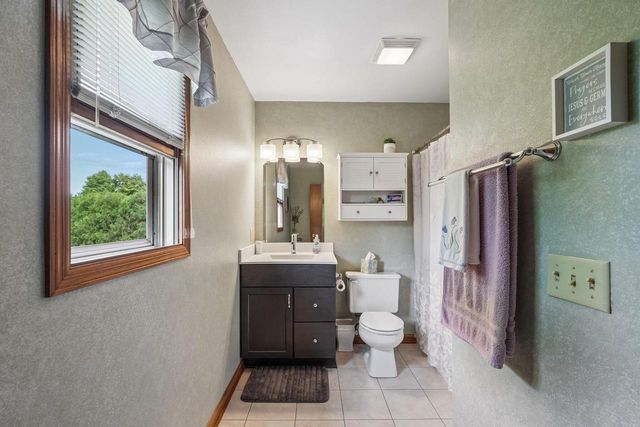 5224 Percival LANE, Mount Pleasant, WI 53406
