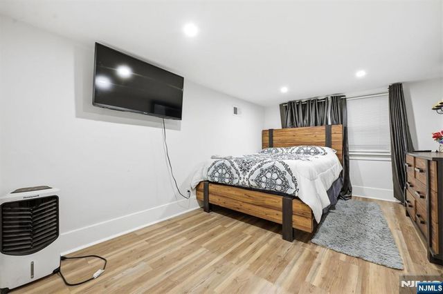 570-572 11th Avenue, Paterson, NJ 07514