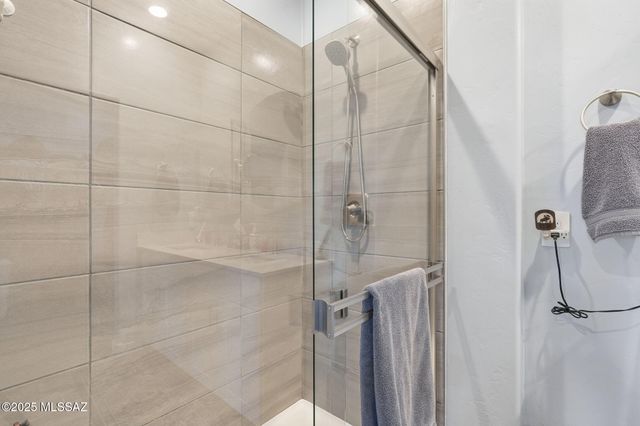 14013 E Crotalus Way, Vail, AZ 85641