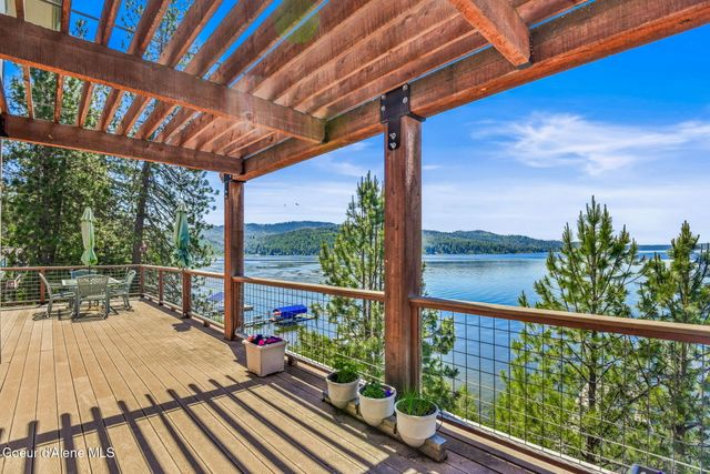 412 E BEACHHOUSE LN, Harrison, ID 83833