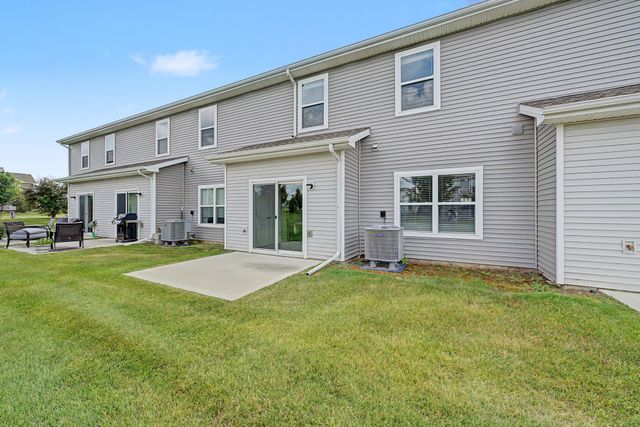 1013 Maywood Lane, Waukee, IA 50263