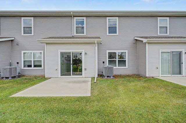 1013 Maywood Lane, Waukee, IA 50263