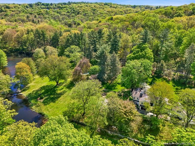 123 & 135 Mianus River Road, Bedford, NY 10506