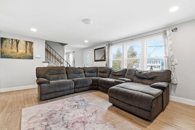 48 Big Rock Ln, Hanson, MA 02341