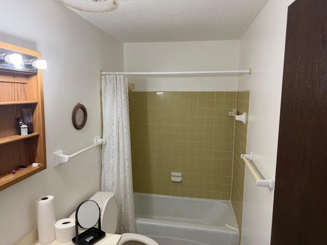 409 Dorland Place, Maplewood, MN 55119