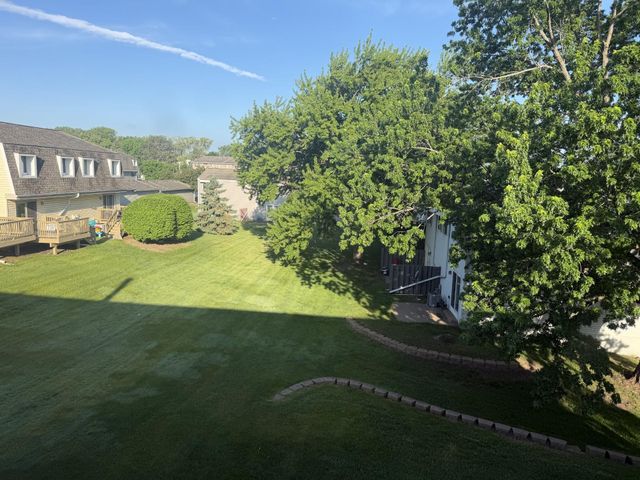 409 Dorland Place, Maplewood, MN 55119