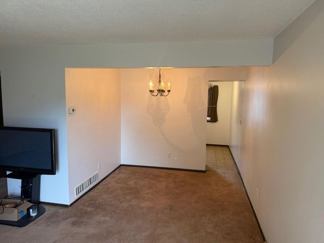 409 Dorland Place, Maplewood, MN 55119