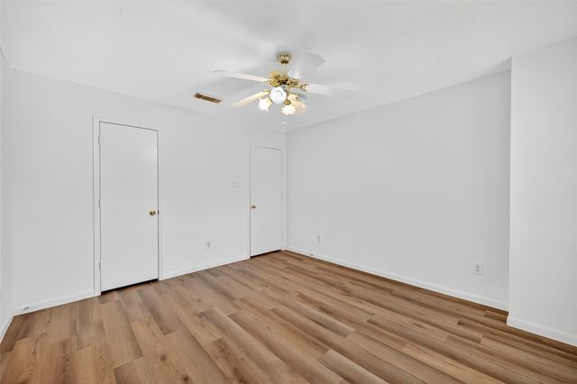 8366 Golf Green Circle, Houston, TX 77036