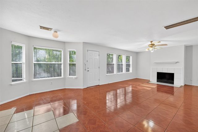 8366 Golf Green Circle, Houston, TX 77036