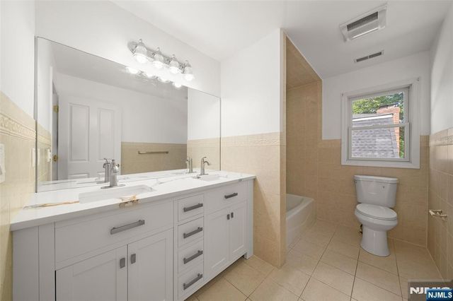 15 Laurel Avenue, Dumont, NJ 07628