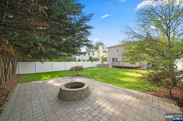 15 Laurel Avenue, Dumont, NJ 07628