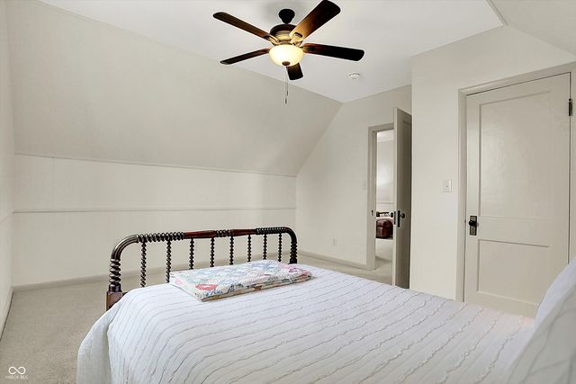 450 W Ash Street, Zionsville, IN 46077