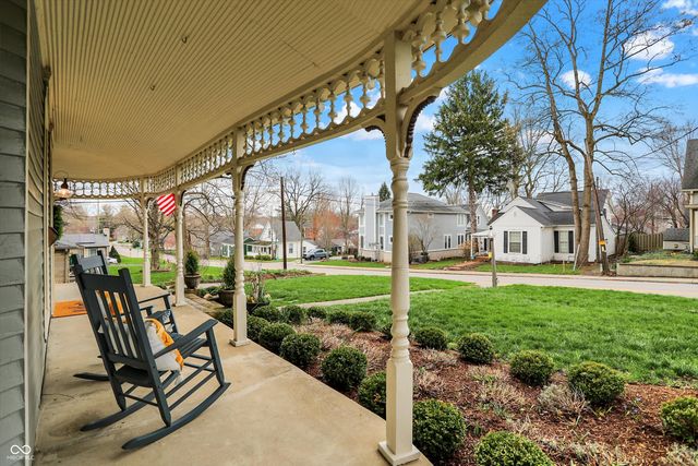 450 W Ash Street, Zionsville, IN 46077
