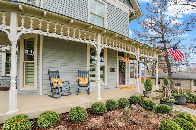 450 W Ash Street, Zionsville, IN 46077