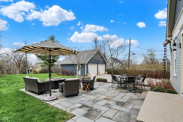 450 W Ash Street, Zionsville, IN 46077