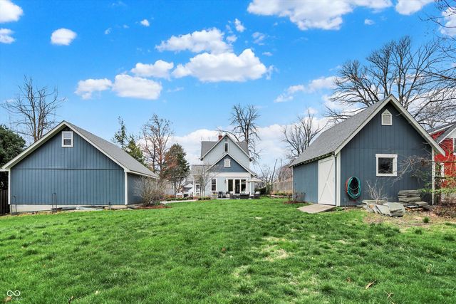 450 W Ash Street, Zionsville, IN 46077