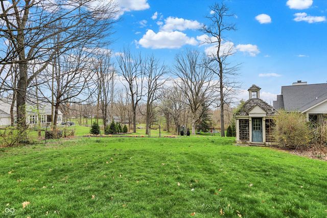 450 W Ash Street, Zionsville, IN 46077