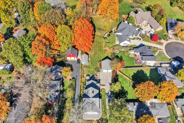 450 W Ash Street, Zionsville, IN 46077