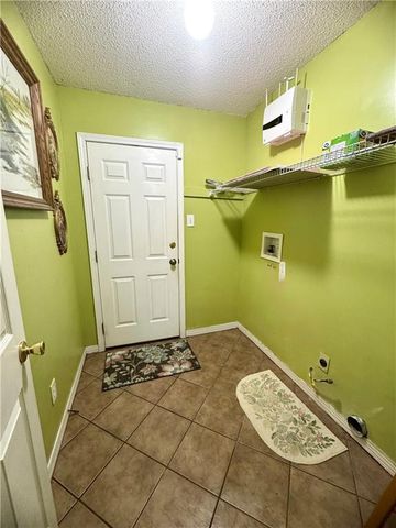 8700 Irongate Way, Mobile, AL 36695