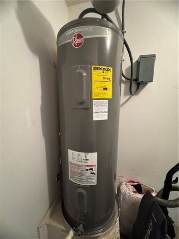 8700 Irongate Way, Mobile, AL 36695