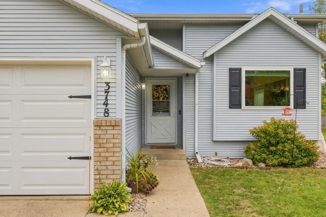 3748 Village Green Circle, Moorhead, MN 56560