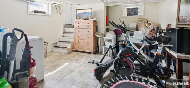 70 Delford Avenue, Bergenfield, NJ 07621