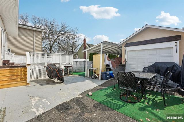 70 Delford Avenue, Bergenfield, NJ 07621