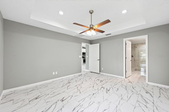 36 FISHER LANE COURSE, Ocklawaha, FL 32179