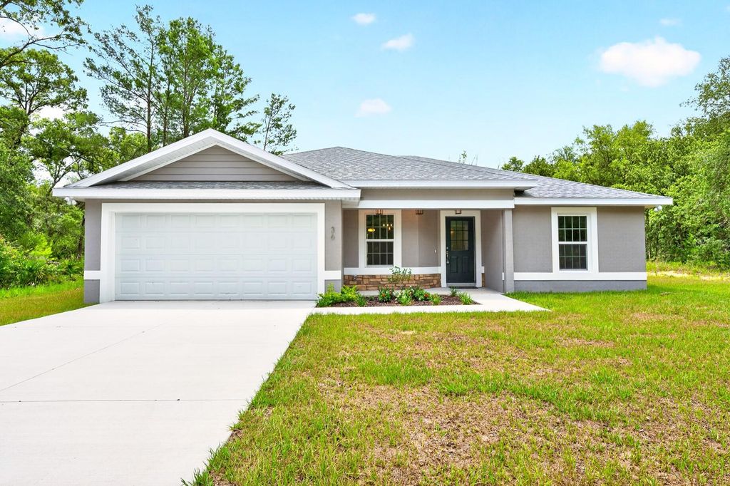 36 FISHER LANE COURSE, Ocklawaha, FL 32179