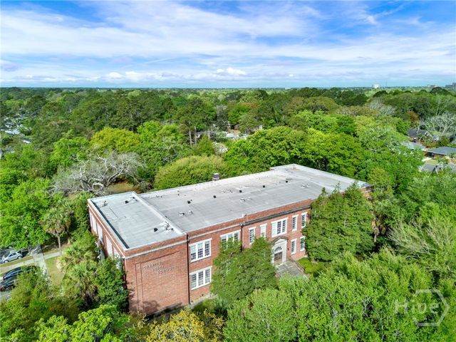 1835 Skidaway Road 206, Savannah, GA 31404