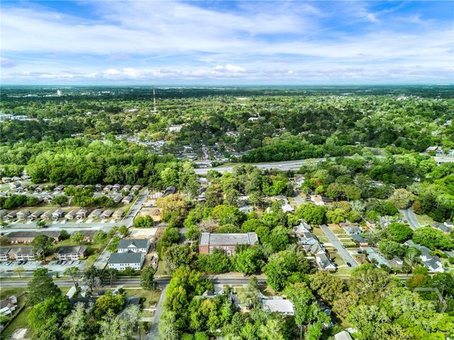 1835 Skidaway Road 206, Savannah, GA 31404