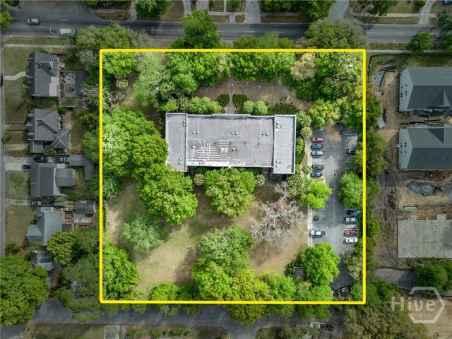 1835 Skidaway Road 206, Savannah, GA 31404