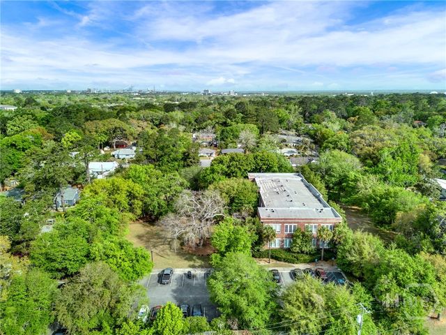 1835 Skidaway Road 206, Savannah, GA 31404
