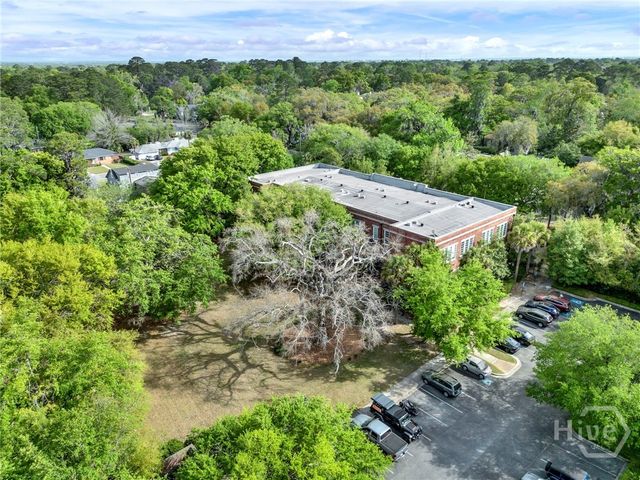 1835 Skidaway Road 206, Savannah, GA 31404