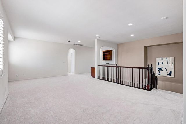 2208 Steinbeck Dr, Modesto, CA 95356