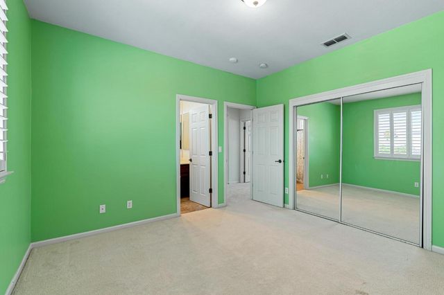 2208 Steinbeck Dr, Modesto, CA 95356