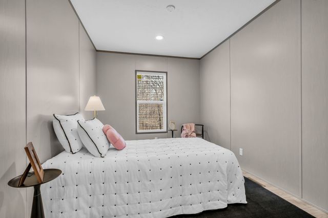 8130 Oak Springs Rd, Nunnelly, TN 37137