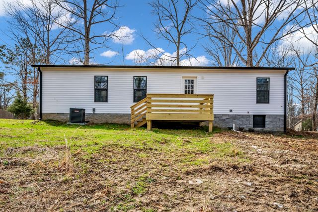 8130 Oak Springs Rd, Nunnelly, TN 37137