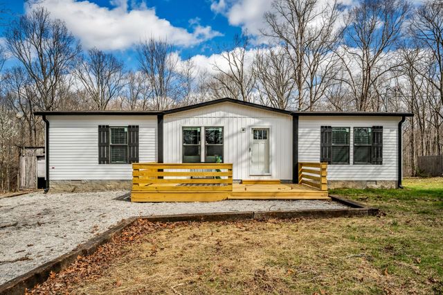 8130 Oak Springs Rd, Nunnelly, TN 37137