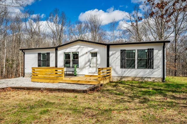 8130 Oak Springs Rd, Nunnelly, TN 37137