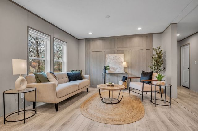 8130 Oak Springs Rd, Nunnelly, TN 37137