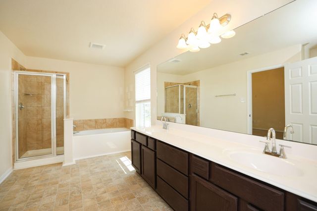 18402 Spruce Tree Line Trail, Houston, TX 77084