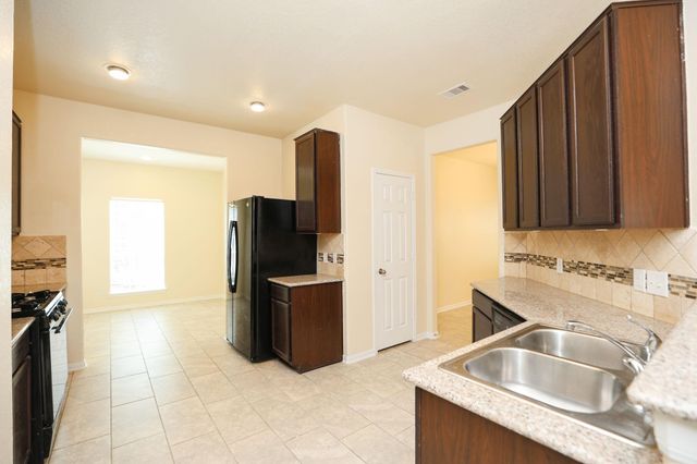 18402 Spruce Tree Line Trail, Houston, TX 77084