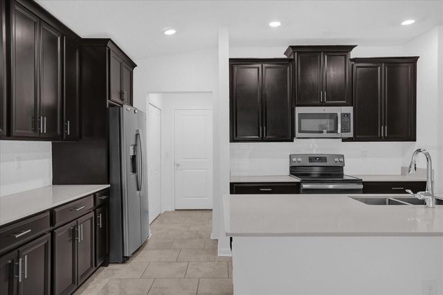 4712 MAGNETITE LOOP, Mount Dora, FL 32757