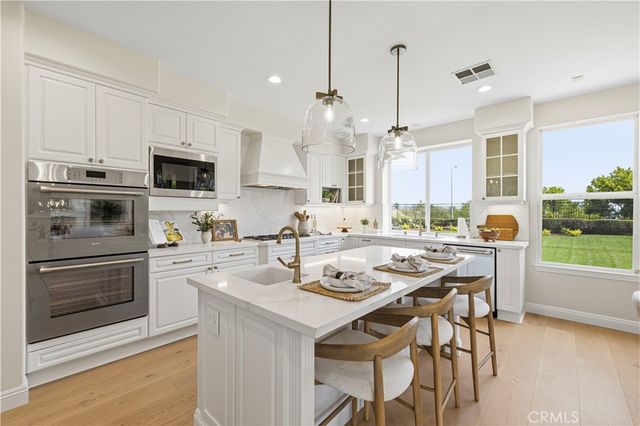 20130 Via Cellini, Porter Ranch, CA 91326