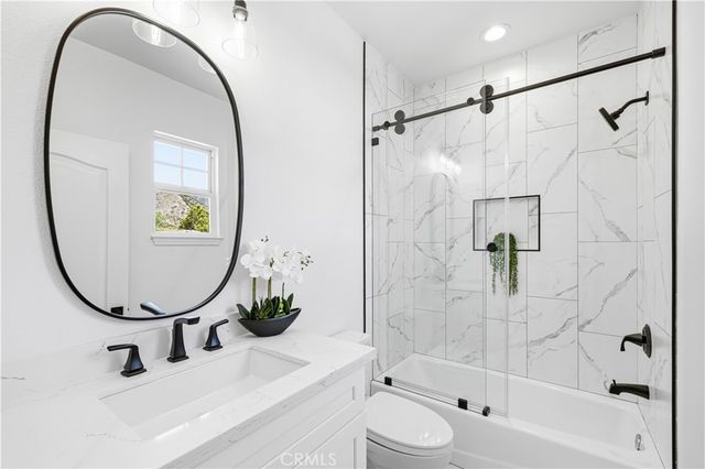 20130 Via Cellini, Porter Ranch, CA 91326