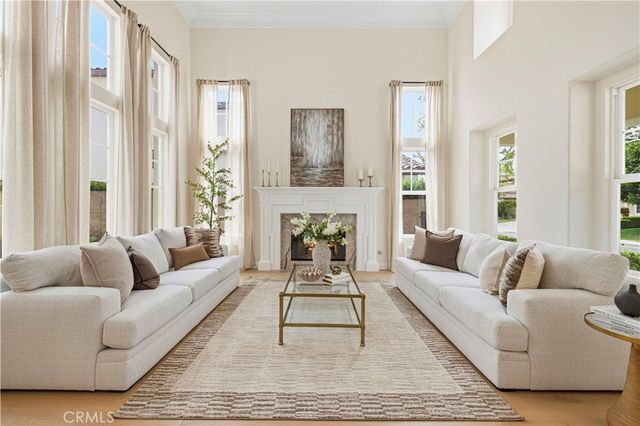 20130 Via Cellini, Porter Ranch, CA 91326